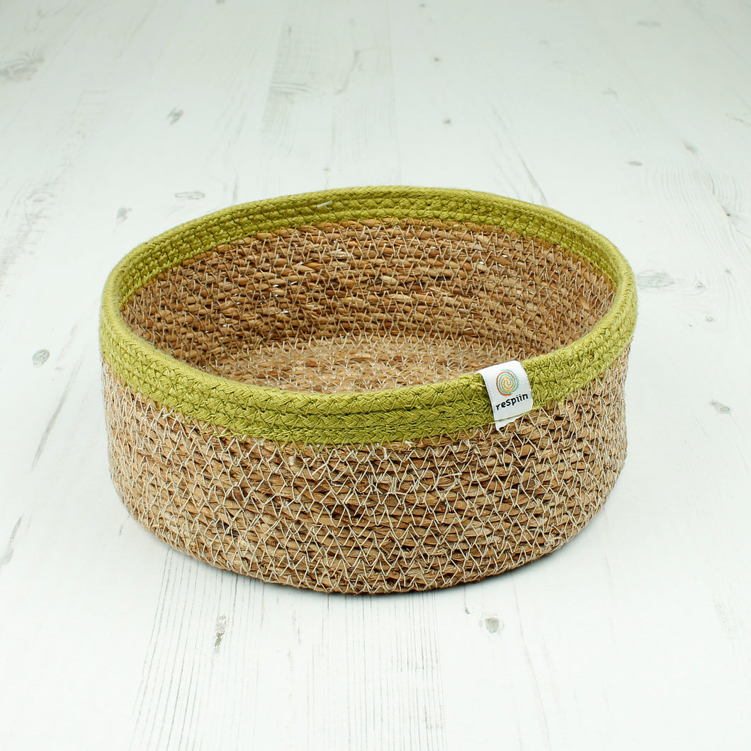 Respiin Shallow Seagrass & Jute Basket Medium Natural / Green