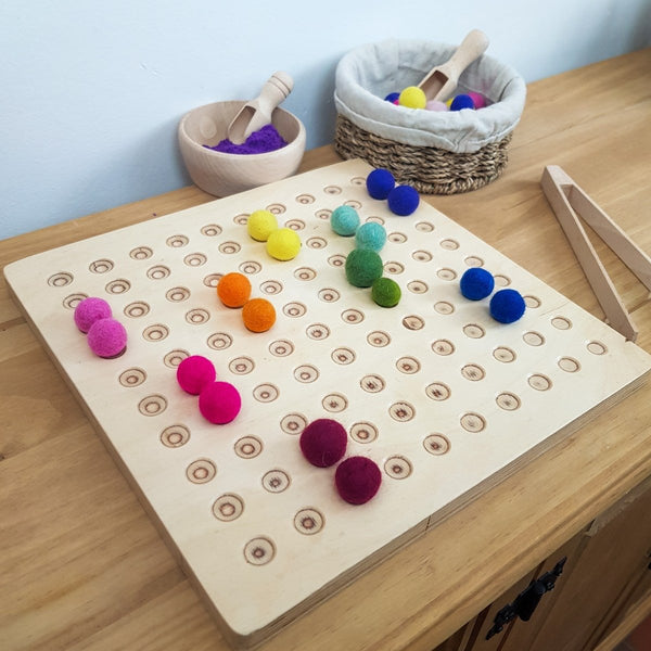 What Are Montessori Toys?