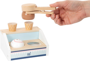 Small Foot Compact Ice Cream Counter