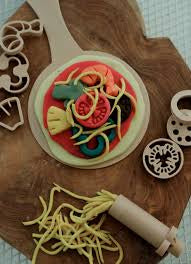 Kinfolk Pantry Pizza Eco Playdough Cutter Set