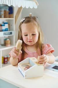 Small Foot Compact Ice Cream Counter