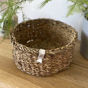 Respiin Woven Seagrass Basket Medium