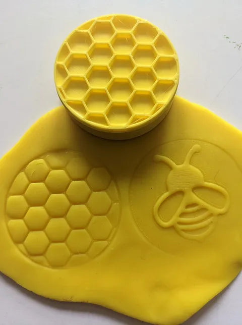 Bee Playdough Puck Stamper