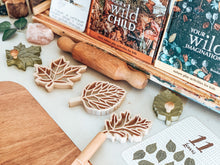 Load image into Gallery viewer, Kinfolk Pantry Leaf Eco Cutter Set