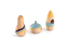 Load image into Gallery viewer, Grapat Wow! x3 Wooden Figures