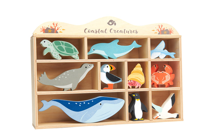 Tenderleaf 10 Sea Creature Animals & Shelf