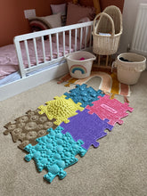 Load image into Gallery viewer, Happy Feet Play Mat - Muffik Baby Pastel Set